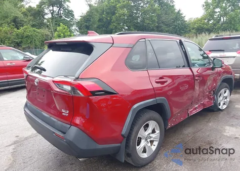 2019 Toyota Rav4 Xle z USA, uszkodzony, nr VIN 2T3P1RFV0KW057297